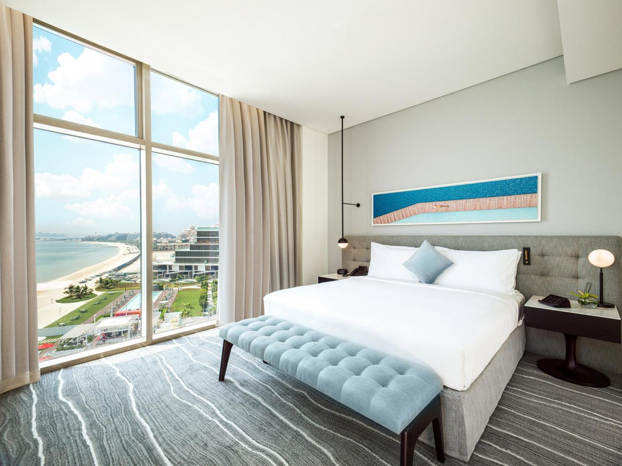 Th8 Palm Dubai Beach Resort, Vignette Collection By Ihg Exterior photo